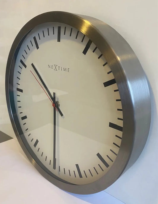 Veggklokke NEXTIME glass STRIPE